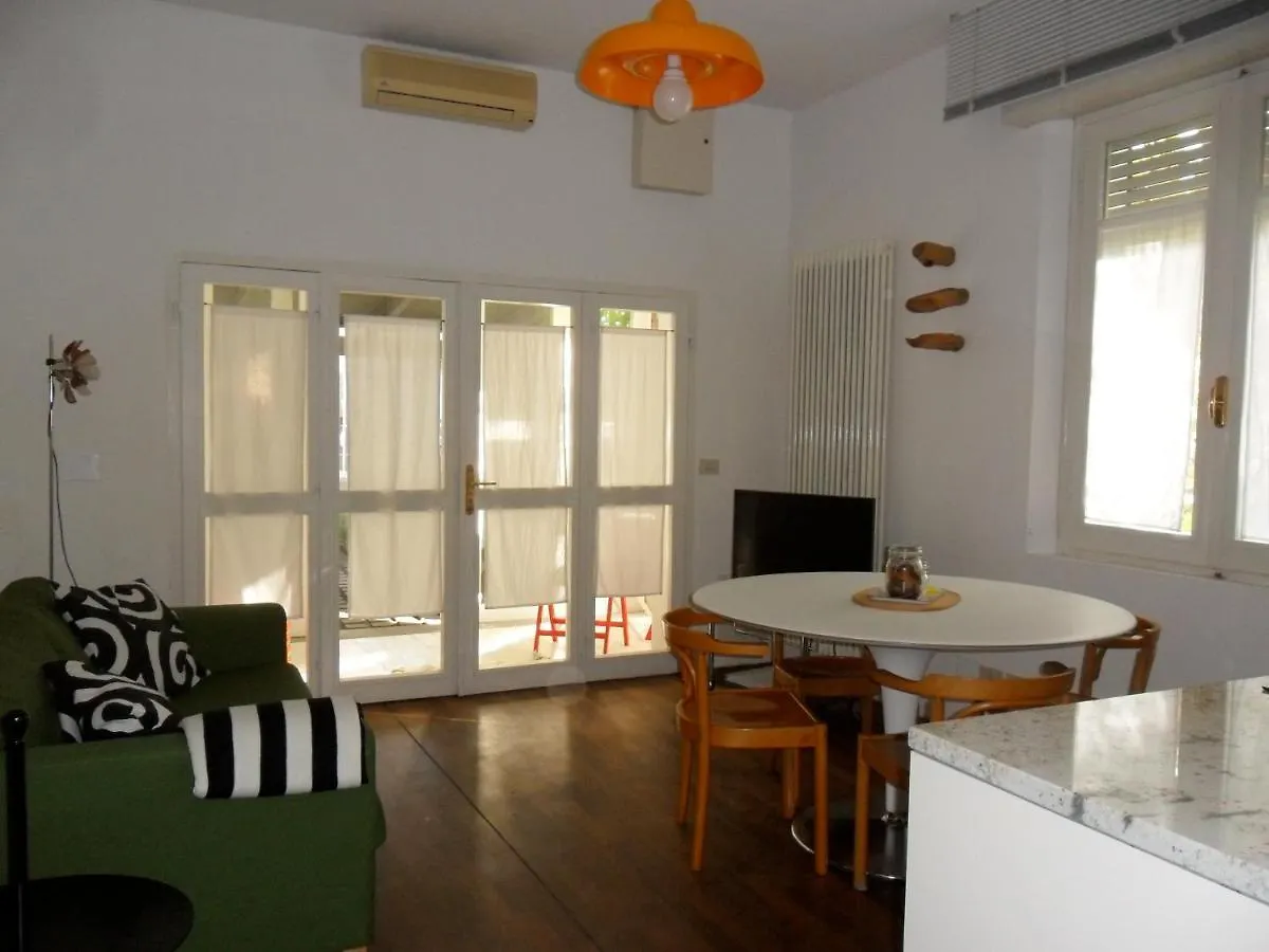 Le Jardin Apartment Cervia 0*,
